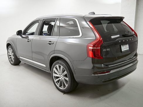 Certified 2023 Volvo XC90 B6 Ultimate w/ Lounge Package image 7