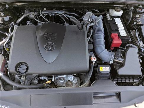 Used 2022 Toyota Avalon XLE w/ Moonroof Package FWD image 28