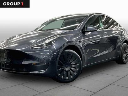 Used 2024 Tesla Model Y 2WD