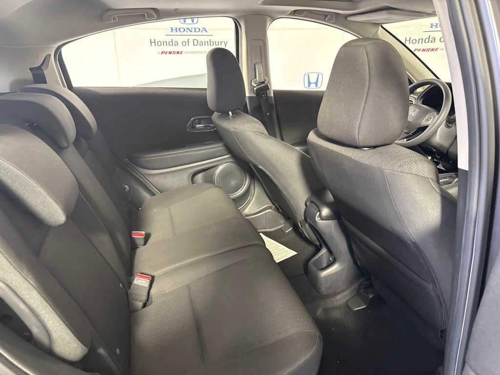 Used 2016 Honda HR-V EX image 8
