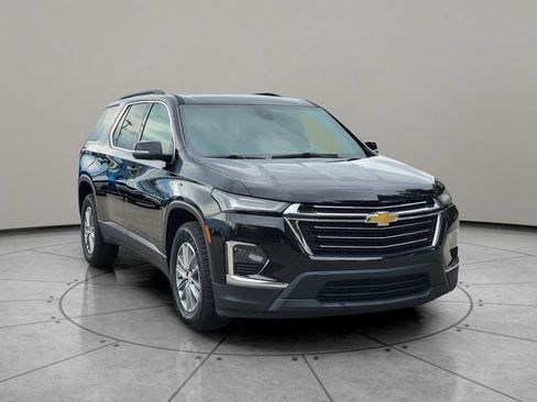 Used 2023 Chevrolet Traverse LT w/ LPO, Floor Liner Package FWD image 14