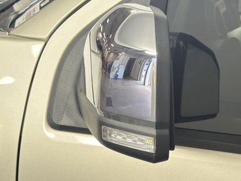 Used 2018 Ford F150 Lariat AWD/4WD image 34