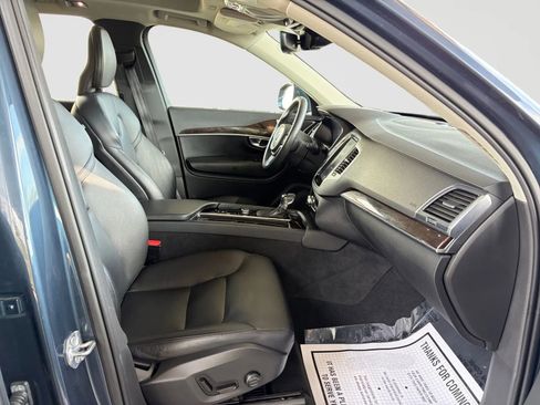 Used 2019 Volvo XC90 T5 Momentum image 20