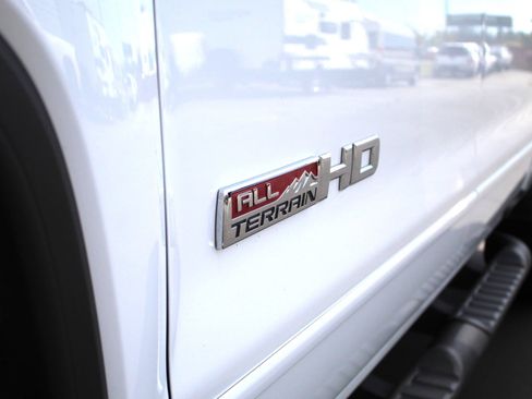 Used 2019 GMC Sierra 3500 SLT image 15