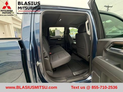Used 2023 Chevrolet Silverado 1500 LT AWD/4WD image 42