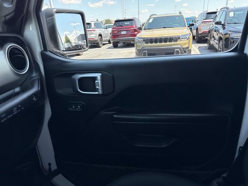 Used 2020 Jeep Wrangler Unlimited Sport w/ Cold Weather Group AWD/4WD image 24
