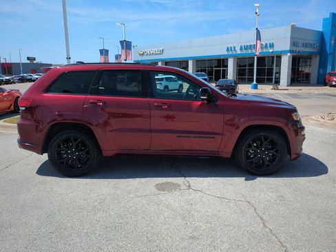 Used 2021 Jeep Grand Cherokee Limited X RWD image 9