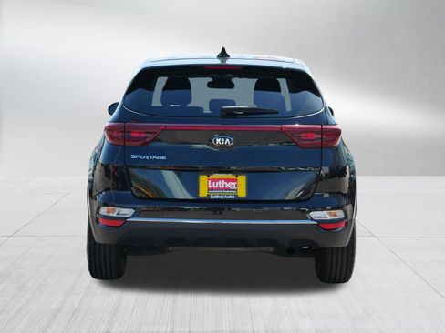 Used 2020 Kia Sportage LX AWD/4WD image 6