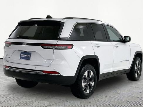 Used 2022 Jeep Grand Cherokee Limited 4xe w/ Luxury Tech Group II AWD/4WD image 6