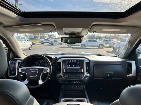 Used 2018 GMC Sierra 1500 SLT image 13