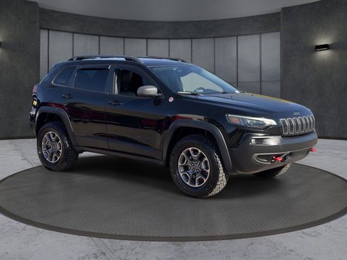 Used 2021 Jeep Cherokee Trailhawk AWD/4WD image 8