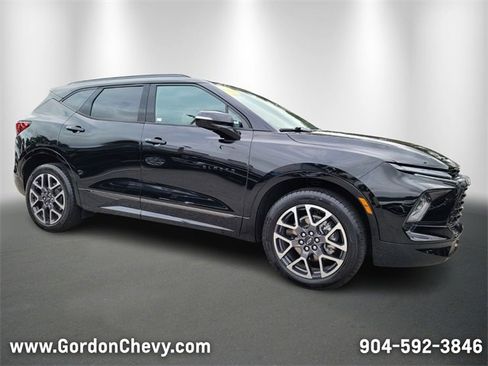 Used 2025 Chevrolet Blazer RS image 8
