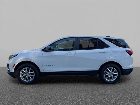 Certified 2023 Chevrolet Equinox LS w/ LS Convenience Package AWD/4WD image 6