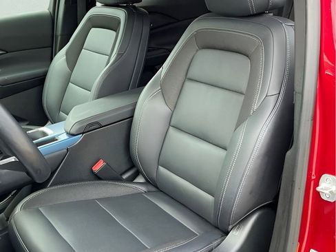 Used 2025 Chevrolet Equinox EV LT w/ Convenience Package FWD image 26