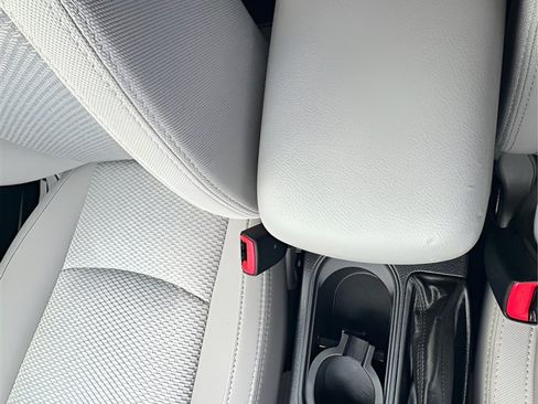 Used 2016 Subaru Forester 2.5i Premium image 15