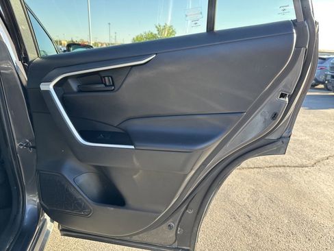 Used 2023 Toyota RAV4 LE AWD/4WD image 30
