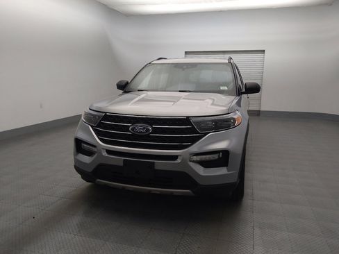 Used 2020 Ford Explorer XLT w/ Equipment Group 202A RWD image 15