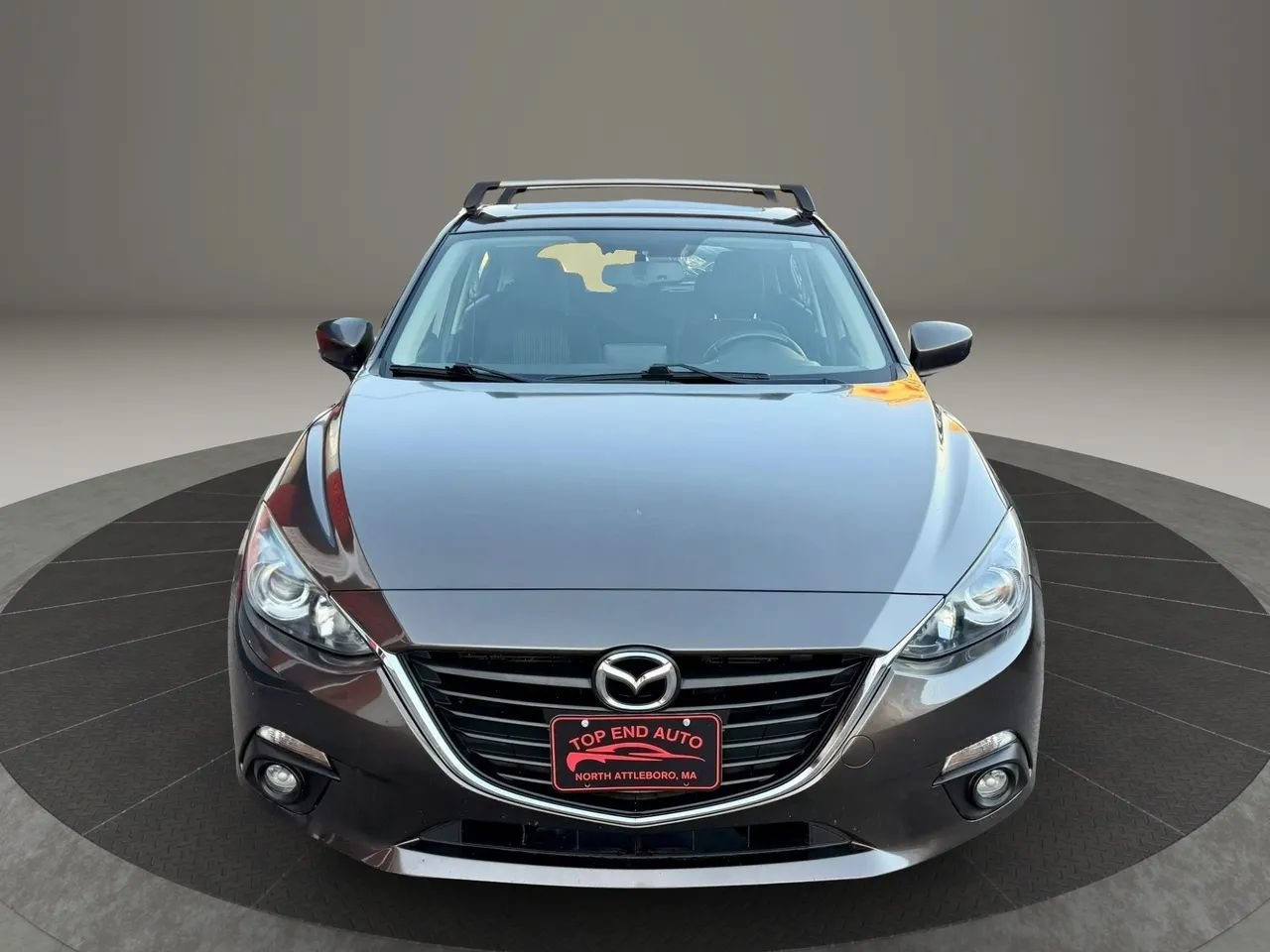 Used 2016 MAZDA MAZDA3 i Touring w/ Popular Equipment Package FWD image 2