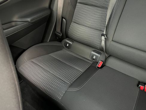 Used 2025 Chevrolet Equinox LT image 39