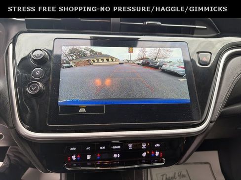 Used 2023 Chevrolet Bolt EUV LT w/ Convenience Package image 22