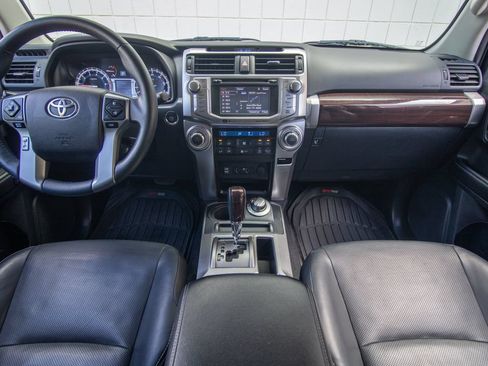 Used 2016 Toyota 4Runner Limited AWD/4WD image 41