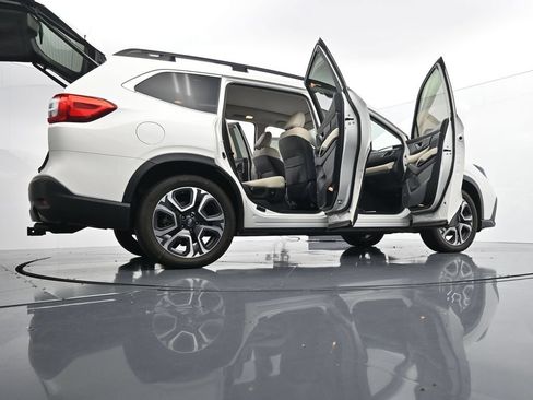 Used 2023 Subaru Ascent Limited w/ Technology Package AWD/4WD image 40