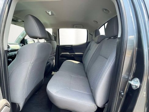 Used 2023 Toyota Tacoma SR5 AWD/4WD image 13