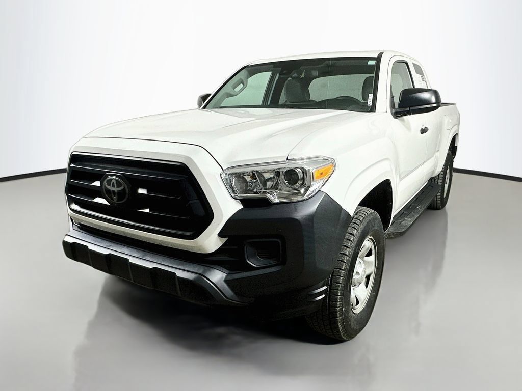 Used 2022 Toyota Tacoma SR RWD image 3