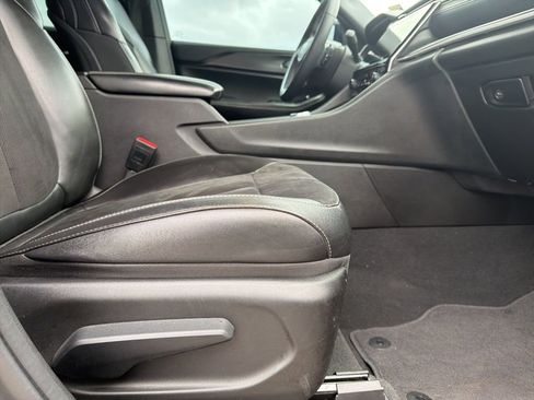 Used 2023 Jeep Grand Cherokee L Laredo image 19