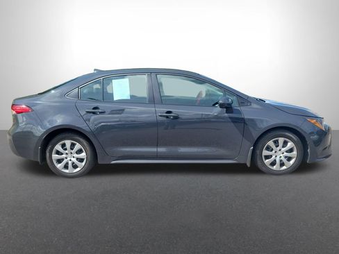 Used 2025 Toyota Corolla LE FWD image 6