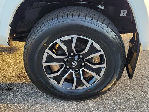 Used 2023 Toyota Tacoma SR5 image 8