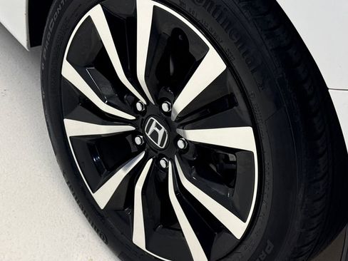 Certified 2023 Honda Civic EX-L image 11