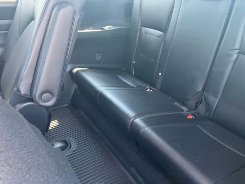 Certified 2024 Toyota Grand Highlander XLE image 40