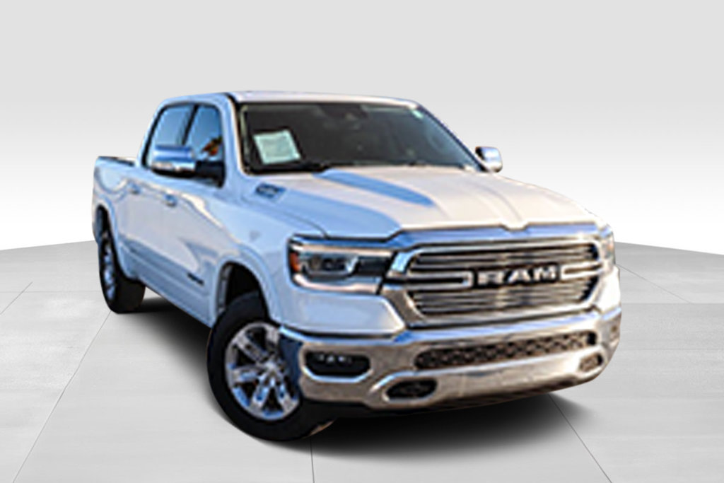 Used 2022 RAM 1500 Laramie AWD/4WD image 2