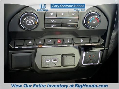 Used 2025 Chevrolet Silverado 1500 Custom Trail Boss AWD/4WD image 22