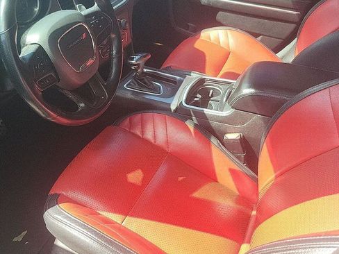 Used 2020 Dodge Charger Scat Pack RWD image 3