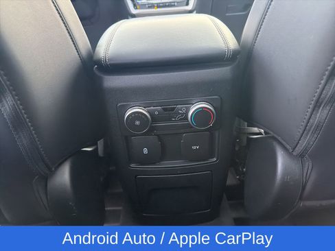 Used 2022 Ford Explorer XLT w/ Equipment Group 202A image 19