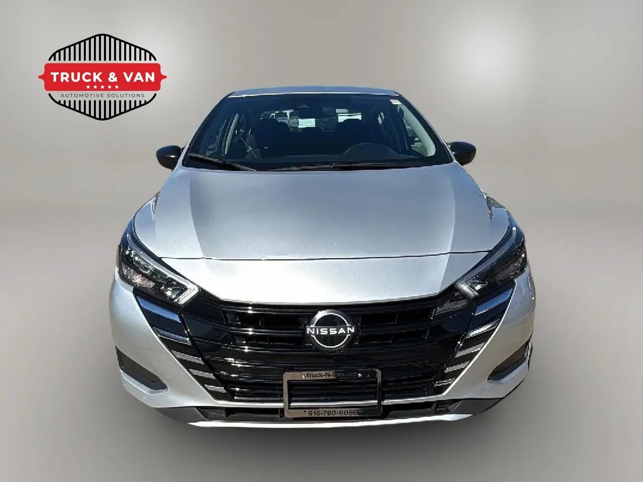 Used 2025 Nissan Versa S FWD image 8