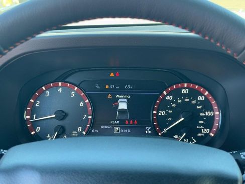 New 2026 Nissan Frontier PRO-4X w/ Pro-4x Convenience Package image 14