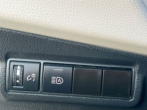 Used 2024 Toyota Corolla Cross LE w/ Black Badges Package (TMS) image 10