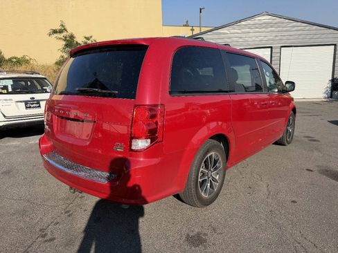 Used 2016 Dodge Grand Caravan R/T FWD image 6