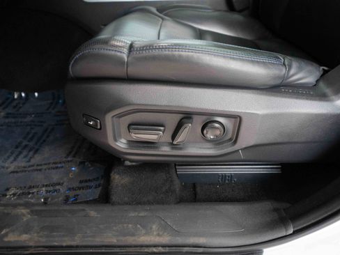 Used 2023 Toyota Tundra Platinum image 12