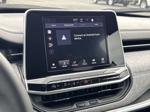 Used 2025 Jeep Compass Latitude image 17