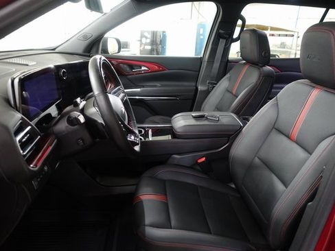 Used 2024 Chevrolet Traverse RS w/ LPO, Floor Liner Package image 10