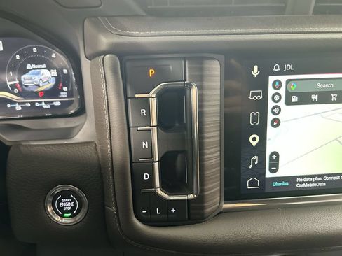 Used 2023 GMC Yukon Denali w/ Denali Reserve Package AWD/4WD image 18