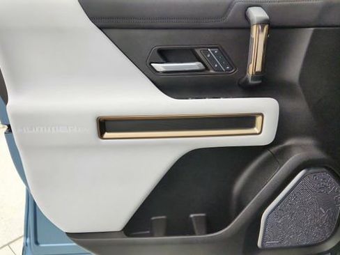 Used 2024 GMC Hummer EV 3X w/ Omega Edition image 34
