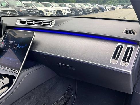 Certified 2022 Mercedes-Benz S 500 4MATIC image 16