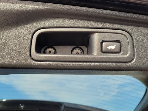 Used 2020 Honda Pilot Touring image 20