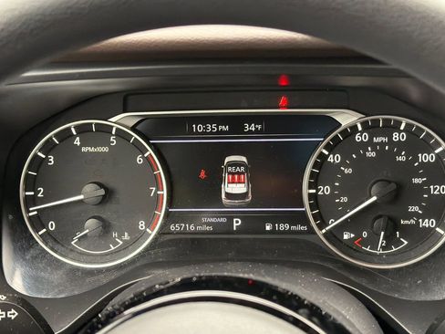 Used 2022 Nissan Rogue SV AWD/4WD image 24