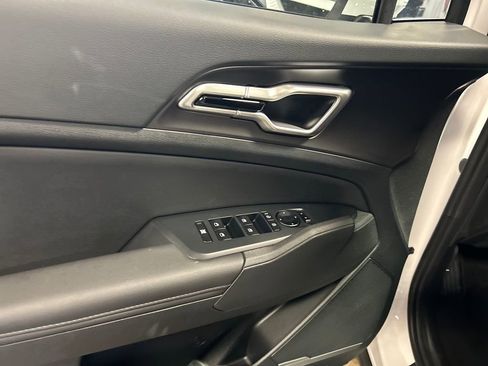 New 2026 Kia Sportage EX image 29